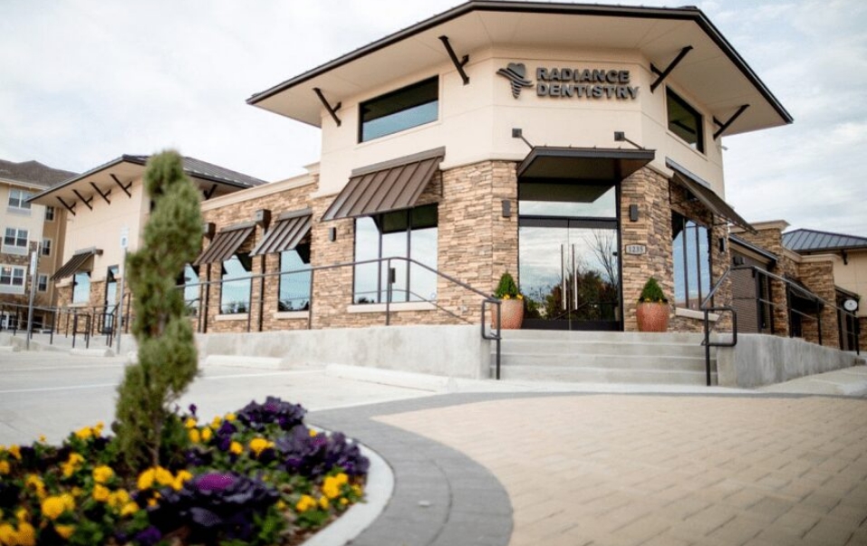 Exterior of Radiance Dentistry Dental Implant Center