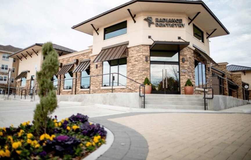Exterior of Radiance Dentistry Dental Implant Center in Irving